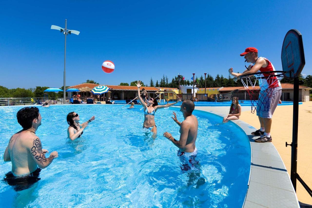 Holiday park Eurocamp Mobile Homes At Campsite Park *